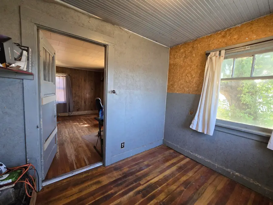 424 N Garfield, Merrill, OR 97633 - Image #3