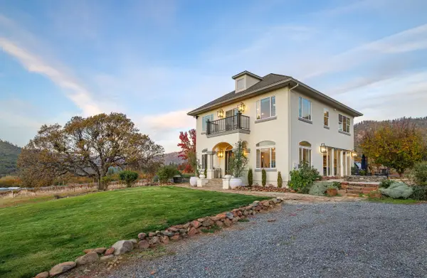 7499 Highway 238, Jacksonville, OR 97530