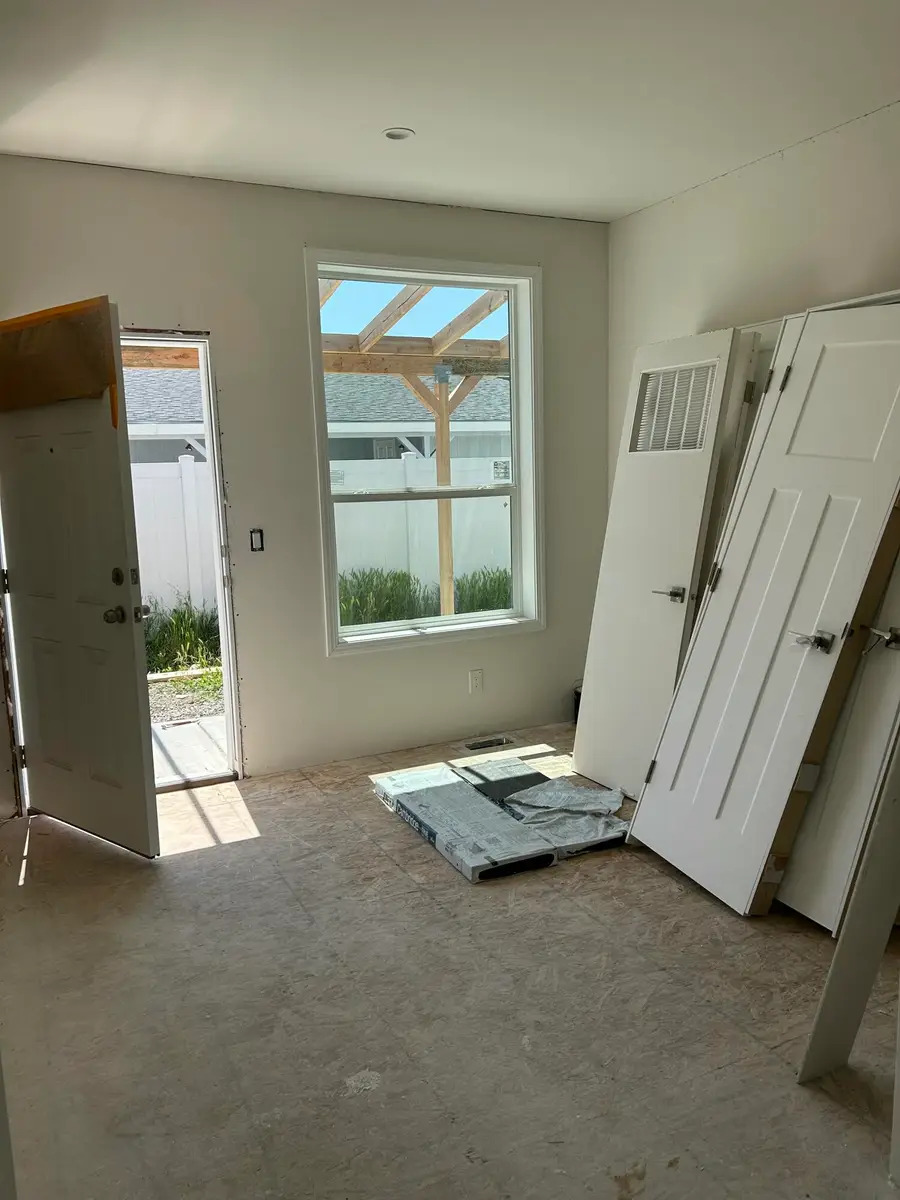 333 Mountain View, Talent, OR 97540 - Image #3