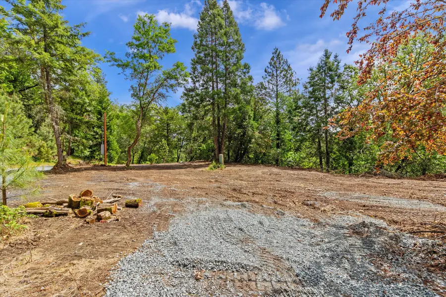 2670 Robertson Bridge, Grants Pass, OR 97526 - Image #2