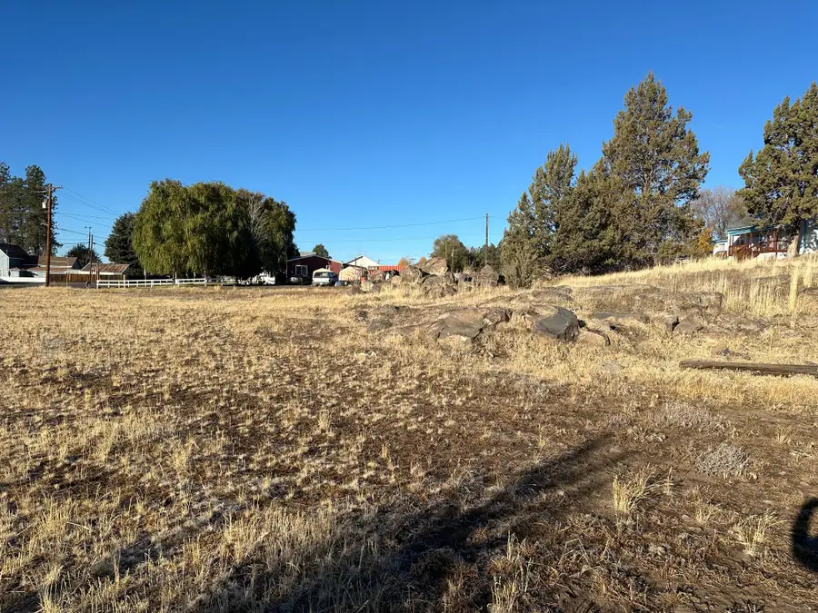 Market, Bonanza, OR 97623 - Image #3