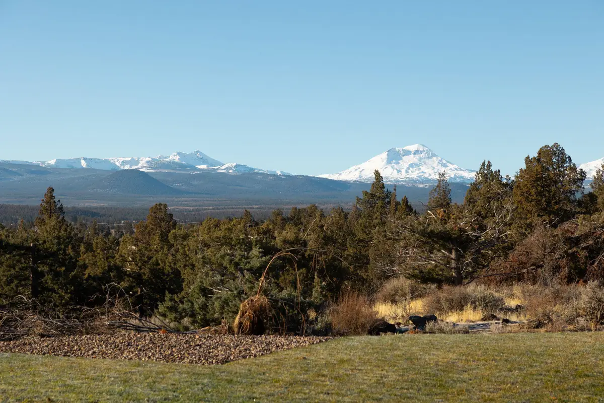 17549 Cascade Estates, Bend, OR 97703 - Image #1