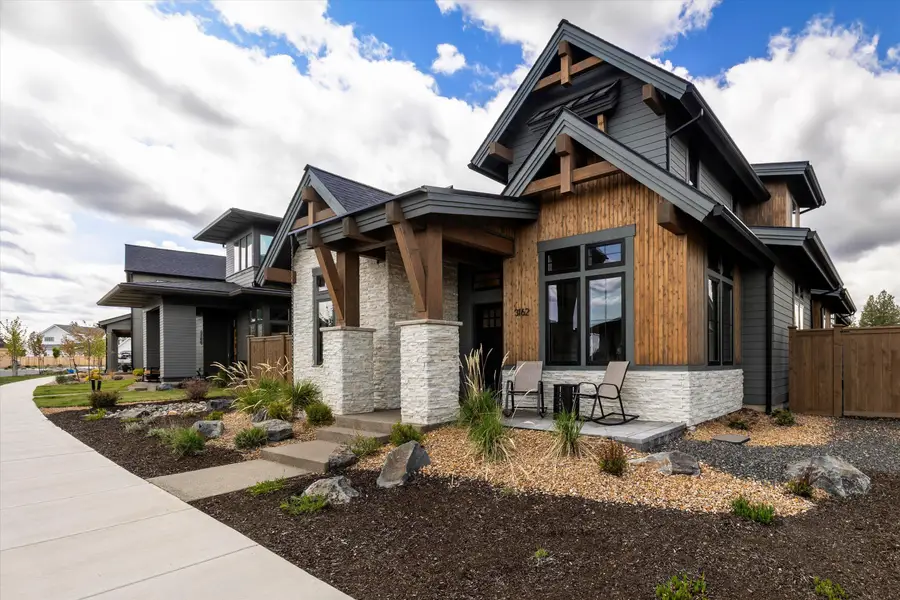 3162 NW Strickland, Bend, OR 97703 - Image #2