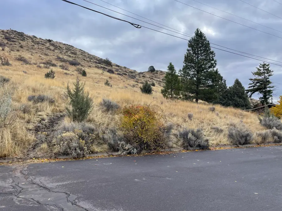 Fairmont, Klamath Falls, OR 97601 - Image #3