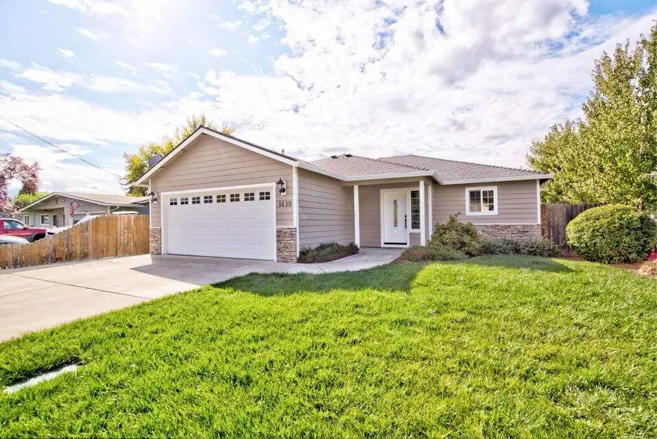 1630 Medart, Grants Pass, OR 97527 - Image #1
