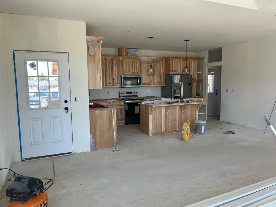 333 Mountain View Drive #18, Talent, OR 97540 - Image #2