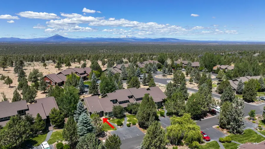 751 Sage Country, Redmond, OR 97756 - Image #2