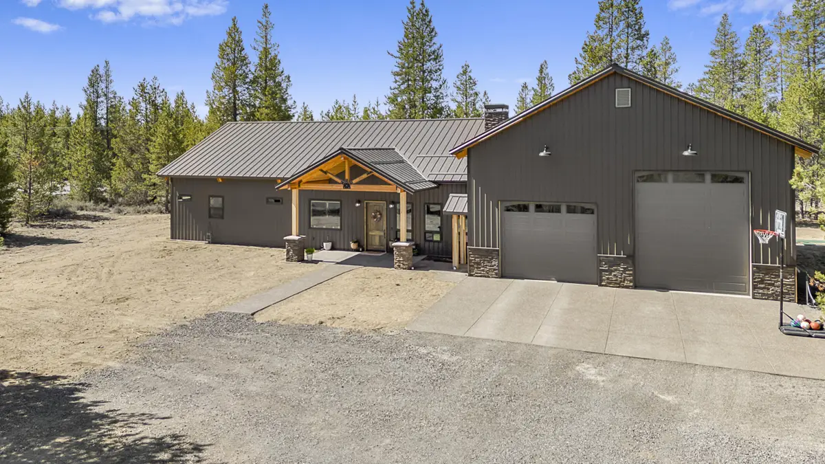 15475 Pinetree Drive, La Pine, OR 97739 - Image #1