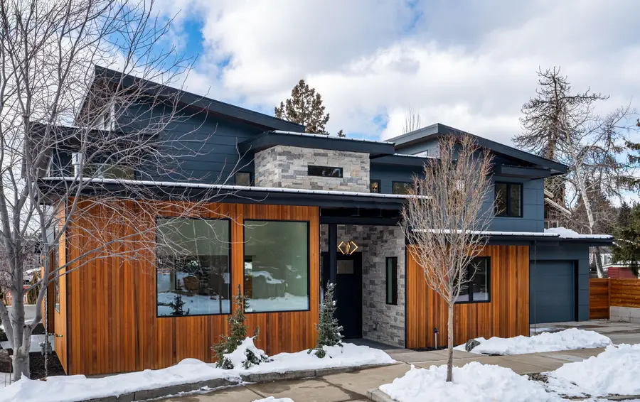 2 NW Hood Place, Bend, OR 97703 - Image #2