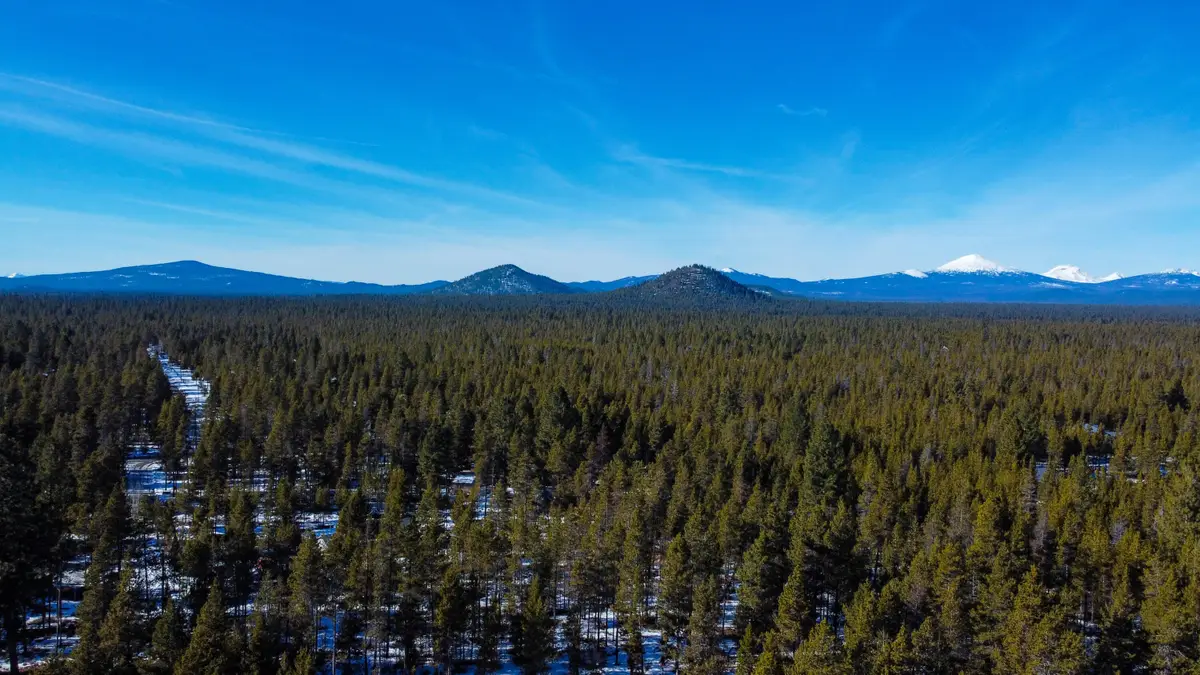 17024 Helbrock, Bend, OR 97707 - Image #1