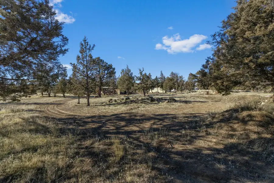 3240 NE 21st, Redmond, OR 97756 - Image #2