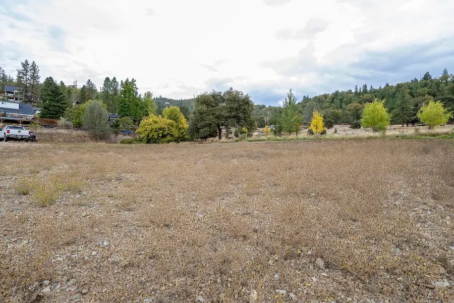 904 Broadway Street #503, Rogue River, OR 97537 - Image #3