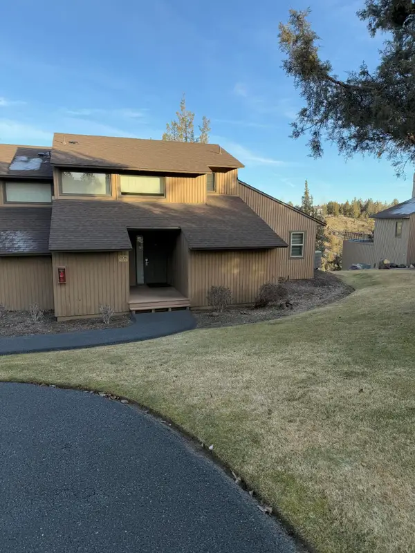 1936 Redtail Hawk, Redmond, OR 97756