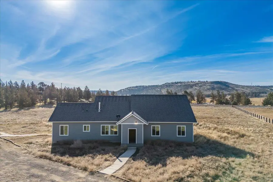 8905 NW Elizabeth, Prineville, OR 97754 - Image #3