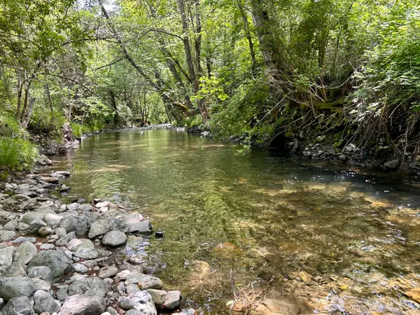 1773 Cedar Flat, Williams, OR 97544