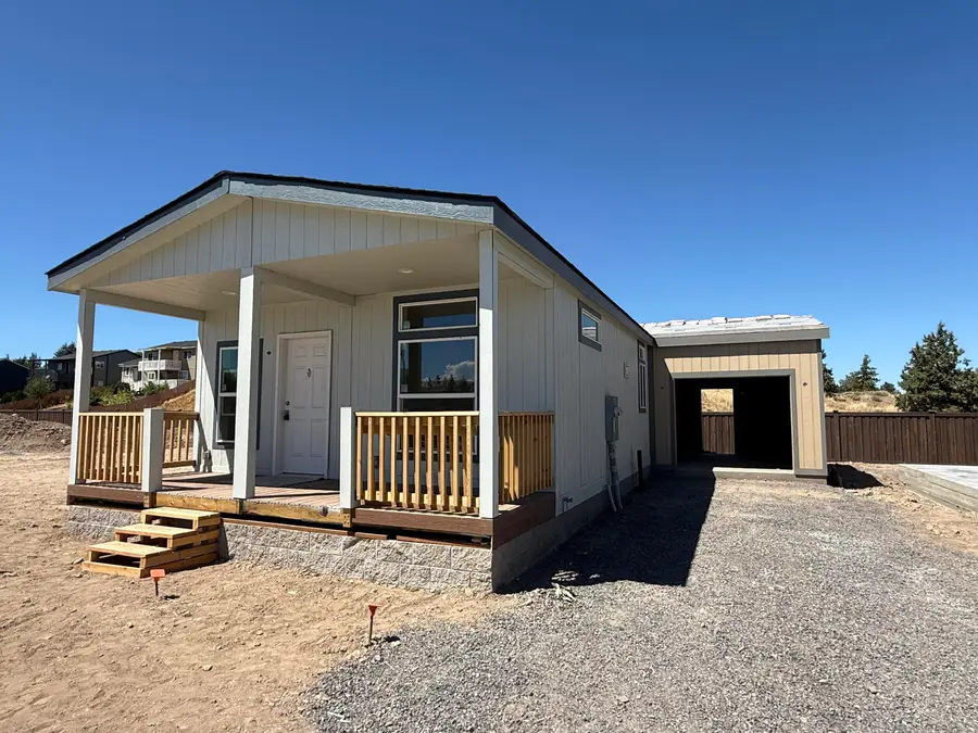 946 SE 10th, Madras, OR 97741 - Image #2