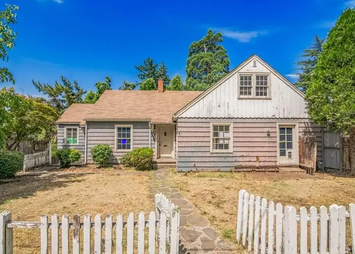 120 Ashland, Medford, OR 97504 - Image #1