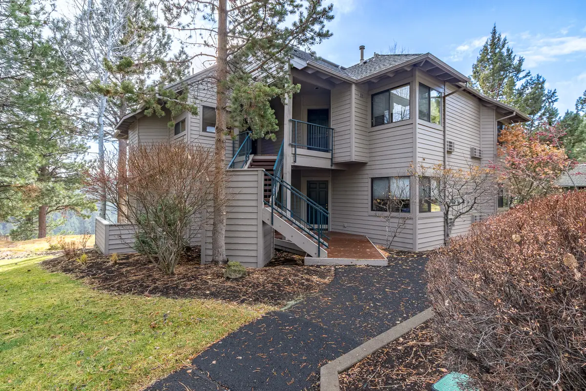 19717 Mt Bachelor Dr., Bend, OR 97702 - Image #1