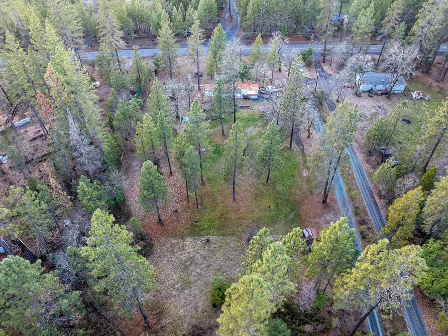 7310 W Evans Creek Road, Rogue River, OR 97537 - Image #2