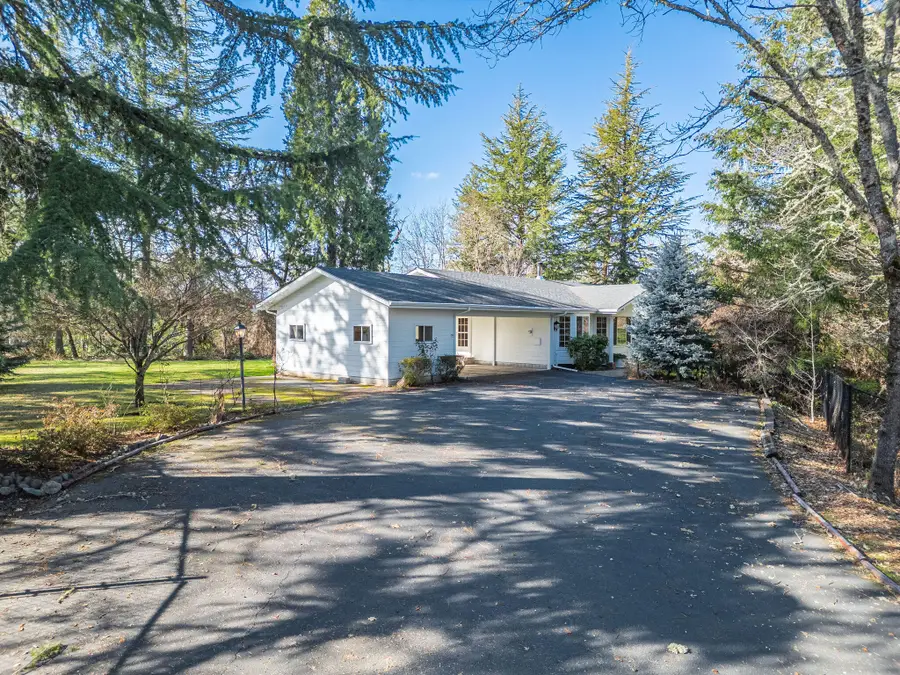 2444 Elk, Grants Pass, OR 97527 - Image #2