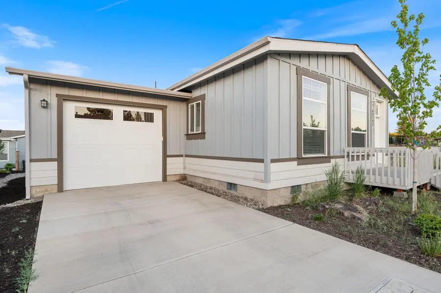 63742 Pavillion, Bend, OR 97701 - Image #2