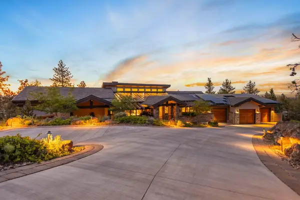 3487 NW Greenleaf, Bend, OR 97703