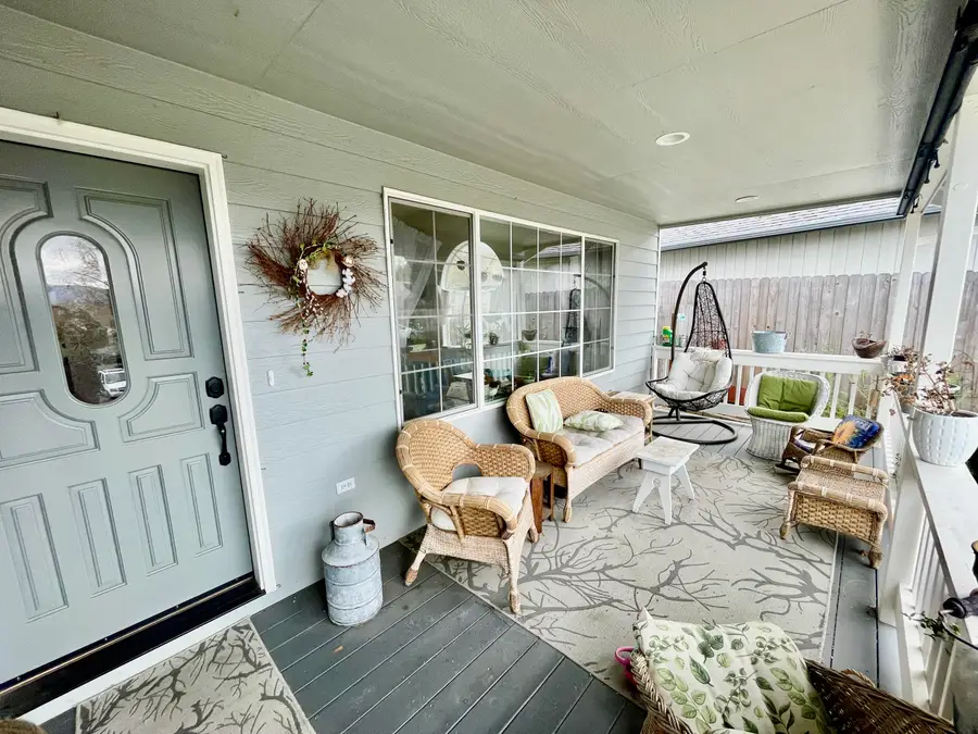 109 Shoemaker, Grants Pass, OR 97527 - Image #3