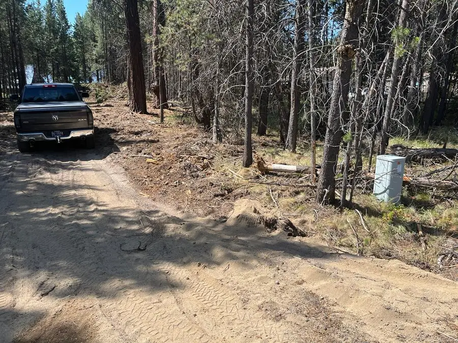 17115 Spring River, Bend, OR 97707 - Image #2