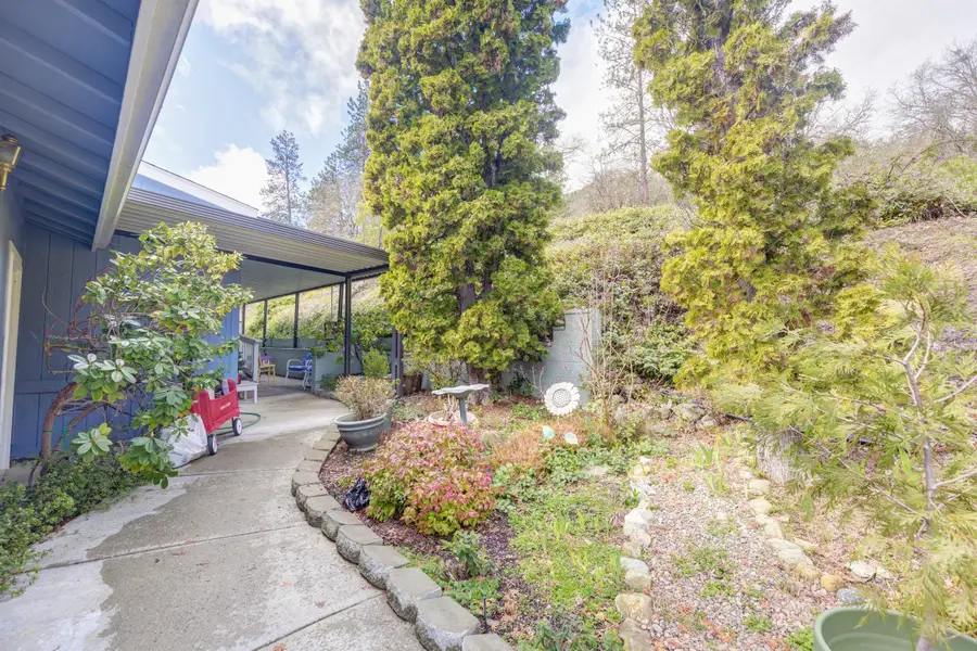 5648 Foothill, Grants Pass, OR 97526 - Image #3