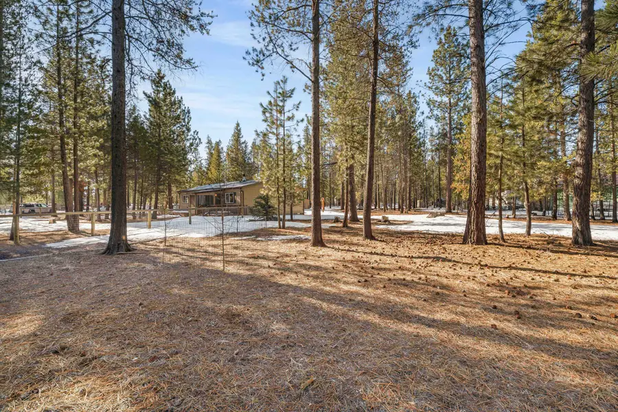 1764 Lariat, La Pine, OR 97739 - #3