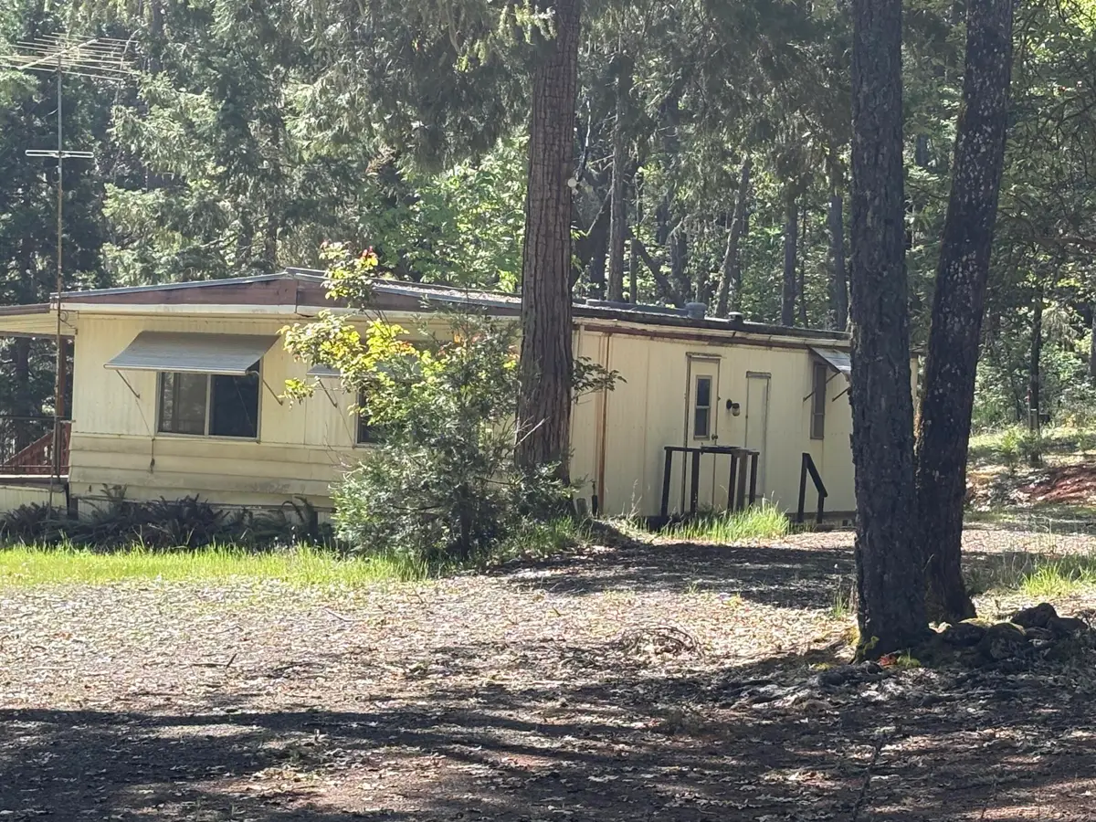 1927 Southside Road, Grants Pass, OR 97527 - Image #1