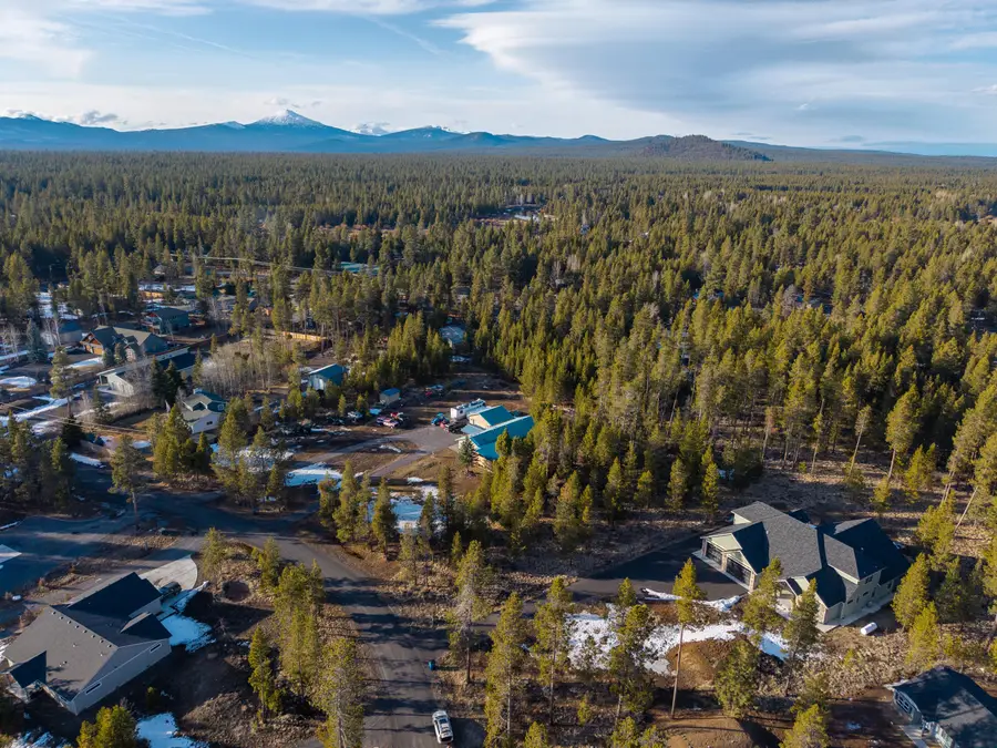 55426 Heierman, Bend, OR 97707 - Image #3