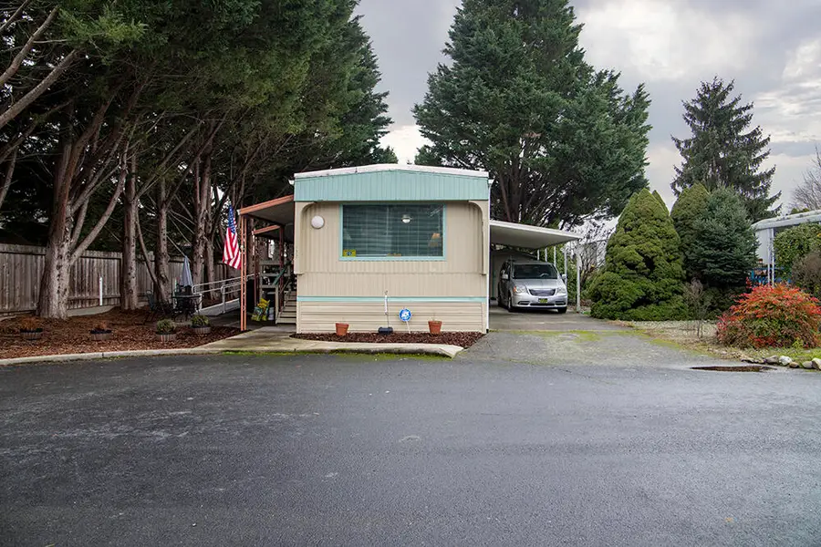 127 Brentwood, Grants Pass, OR 97526 - Image #3