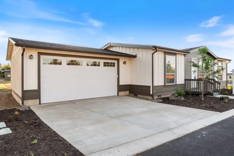 20777 My Longest, Bend, OR 97701 - Image #2