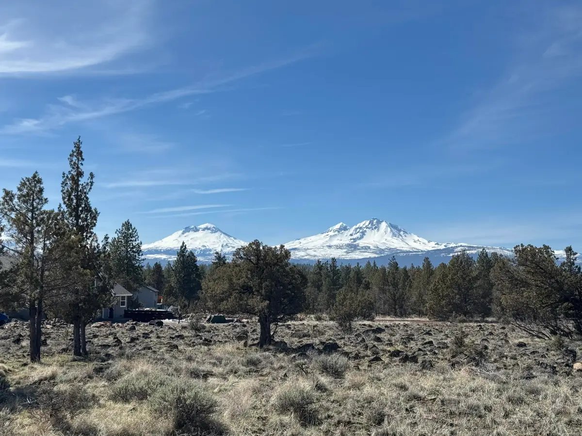 69580 Pine Ridge, Sisters, OR 97759 - Image #1