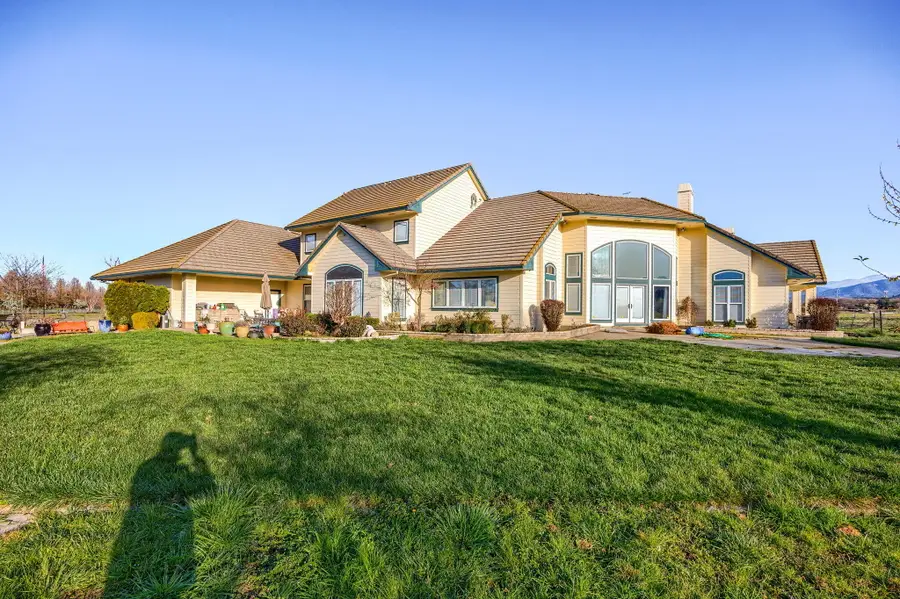 560 Arnold, Medford, OR 97501 - Image #3