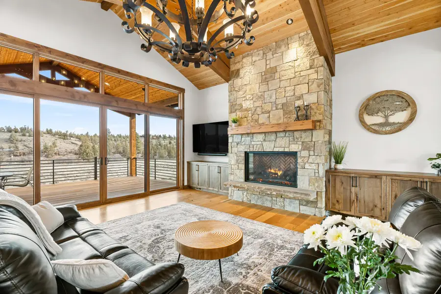 20334 Arrowhead, Bend, OR 97703 - Image #3