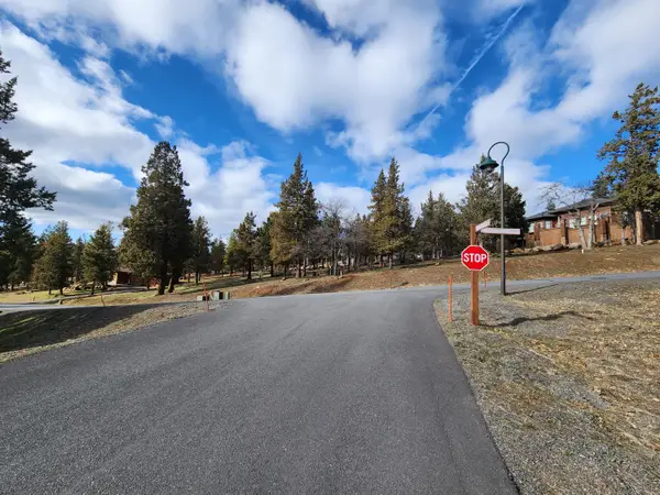 Coopers Hawk, Klamath Falls, OR 97601