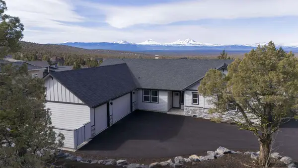 1014 Highland View, Redmond, OR 97756