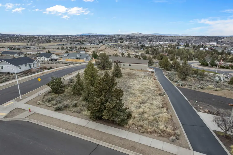 SE Greenleaf Lane #78, Madras, OR 97741 - #3