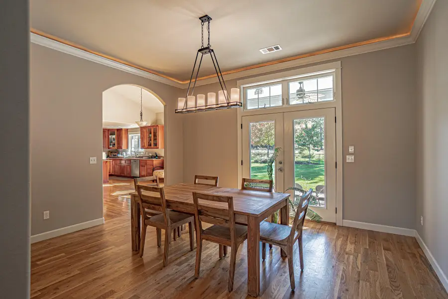 7059 Old Stage, Central Point, OR 97502 - Image #3