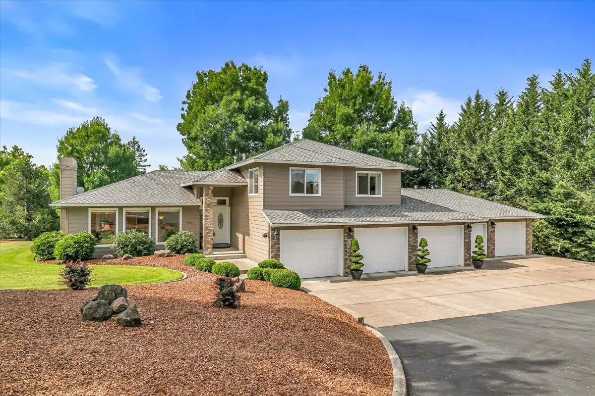 1850 Coker Butte, Medford, OR 97504 - Image #1