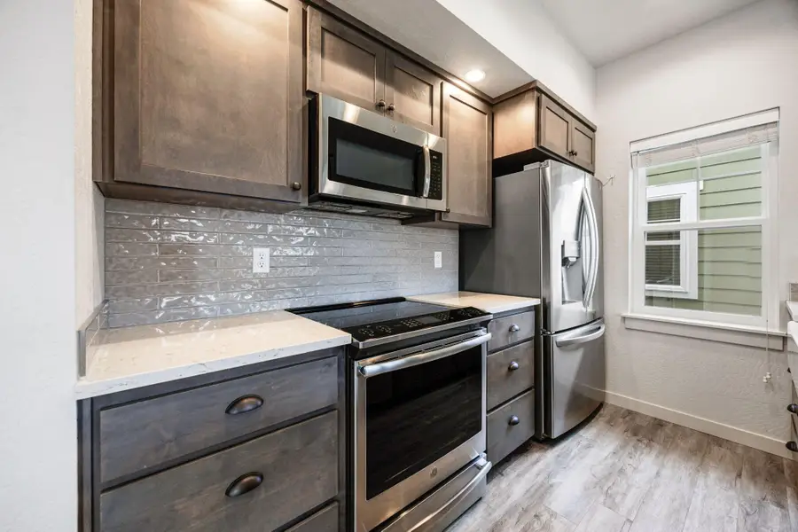 166 Mountain View, Ashland, OR 97520 - Image #3