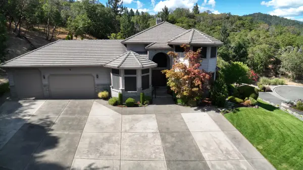 1285 NW Cooke, Grants Pass, OR 97526