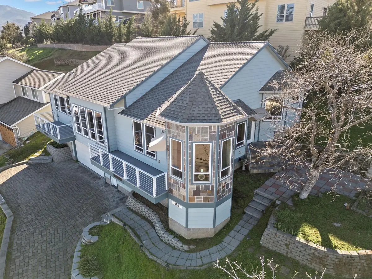 454 Elm, Phoenix, OR 97535 - Image #1