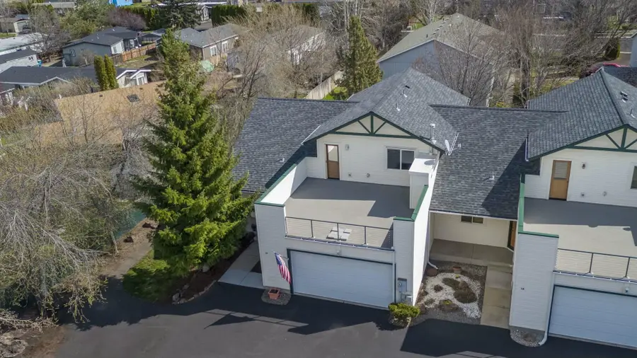 438 NW 19th Street #19, Redmond, OR 97756 - Image #3