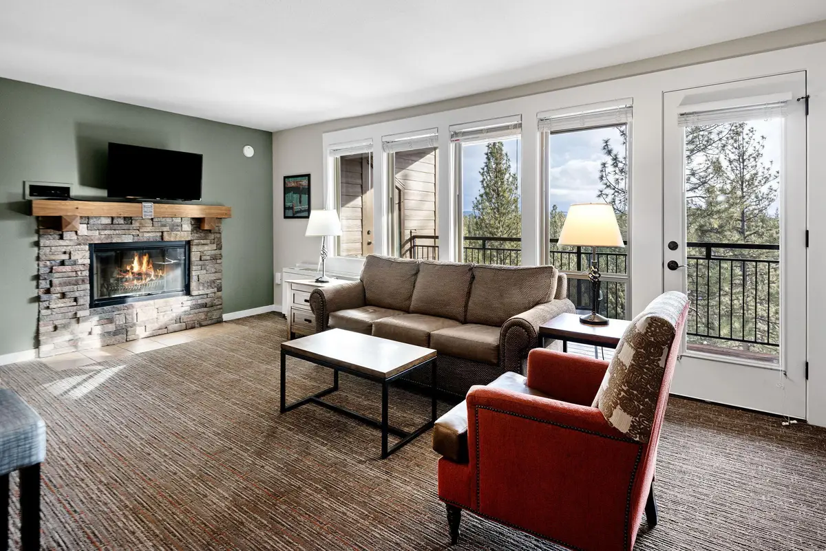 18575 SW Century, Bend, OR 97702 - Image #1