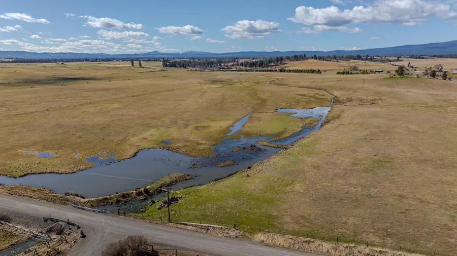 56100 Smock, Tygh Valley, OR 97063 - Image #2