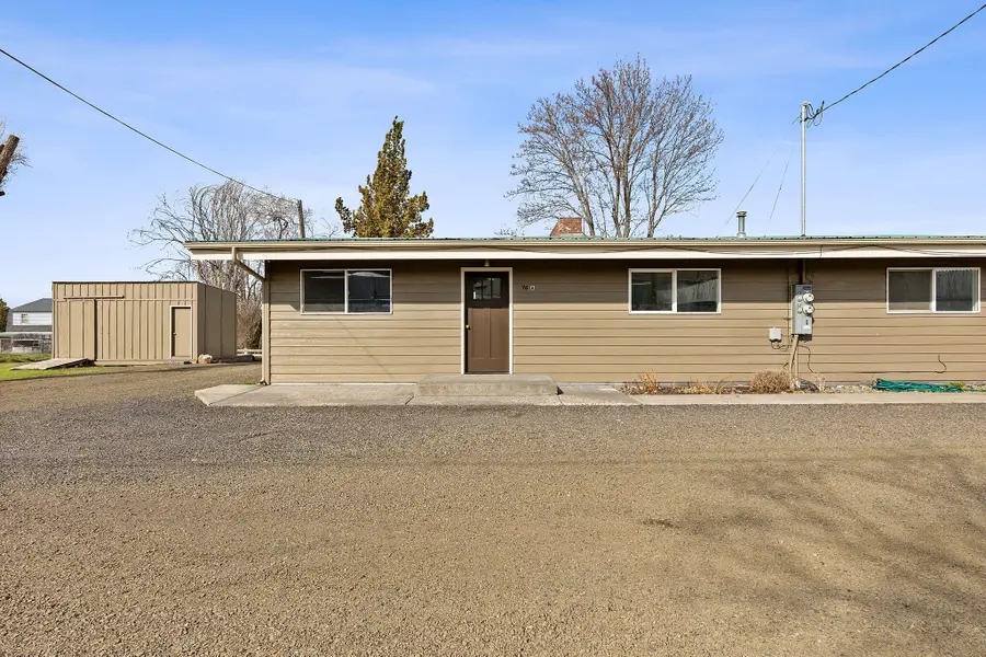 76 SE Hoff, Madras, OR 97741 - Image #3