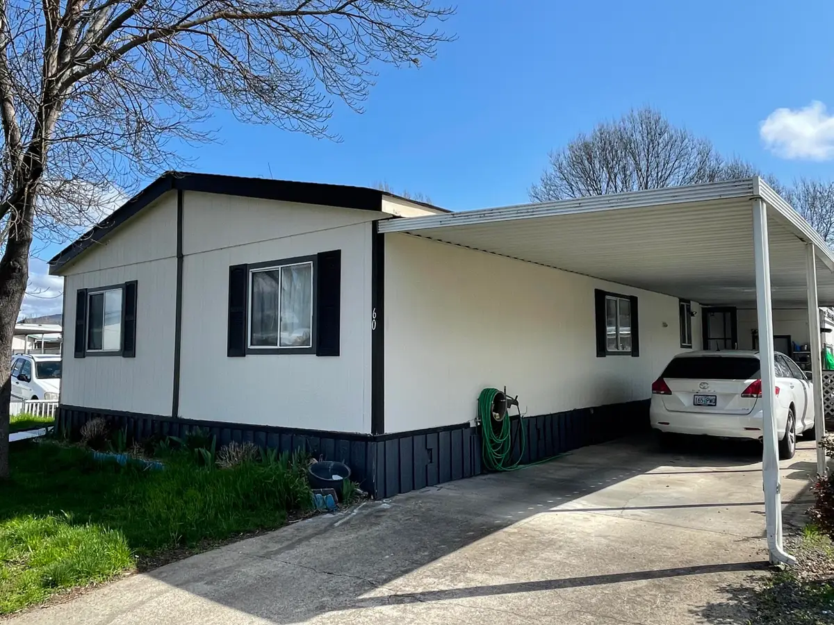 633 E Archwood, Eagle Point, OR 97524 - Image #1